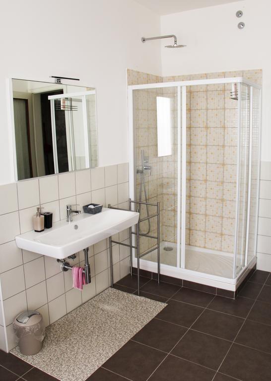 Smart Accomodation Hotel Triëst Buitenkant foto