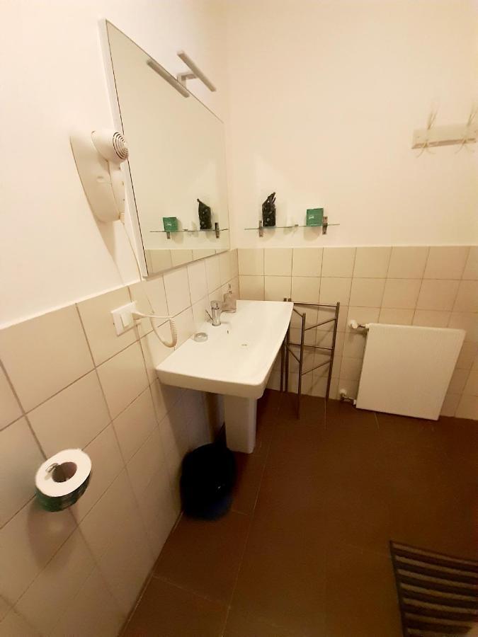 Smart Accomodation Hotel Triëst Buitenkant foto